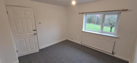 Front bedroom 1