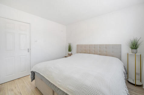 1319768-10-686b92...