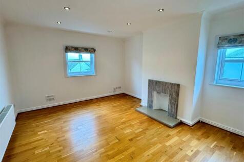 3 Bezant Place Lounge