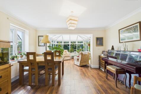 Dining Room/Conservatory