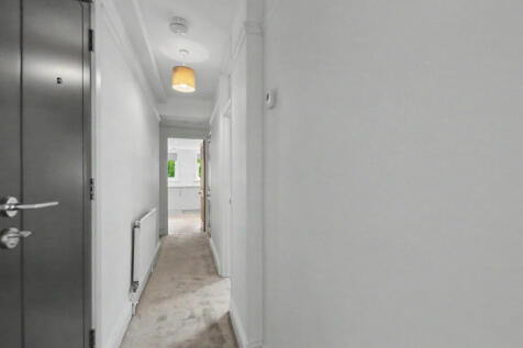 7.hallway.JPG