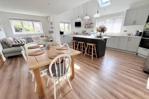 kitchen..diner.jpg