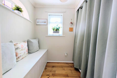 Cloak room