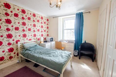 31 Castle Street TPS Bodmin Branch 01208 872728-18