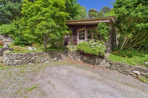 WORKSHOP &amp; OUTBUILDING