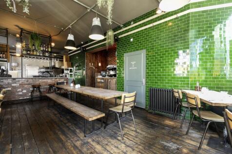 184 Well Street 14.jpg