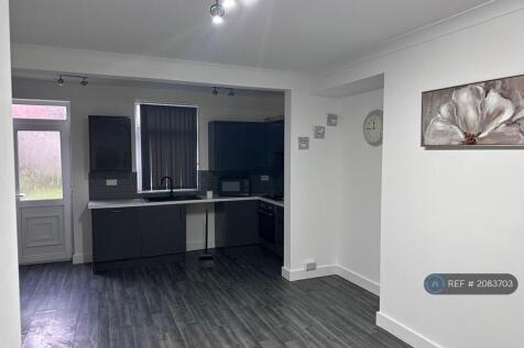 Open Living/Dining Room 