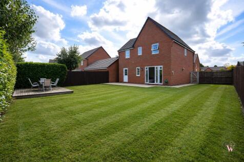 Rear Garden Edit 2.jpg