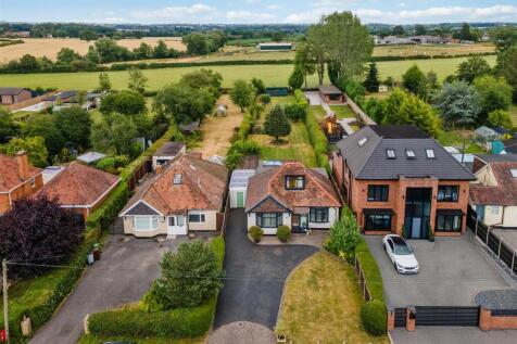 12 Eastcote Lane_6.jpg