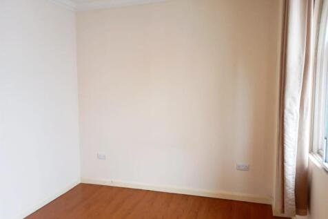 High Street, Dartford photo 4