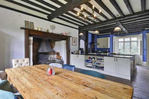 Bramley Lodge, High Street (17)-1920.jpg