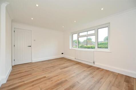 June Lane, Midhurst photo 3