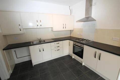 Beech Road, Benfleet , Essex photo 3