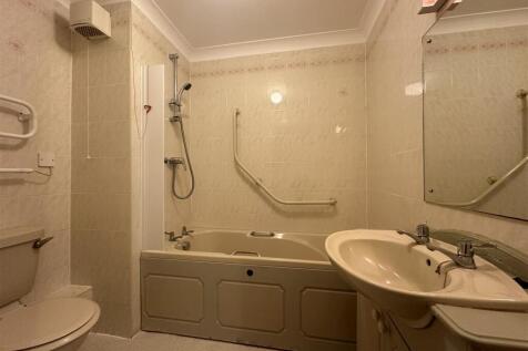 flat 16 - 2.jpg