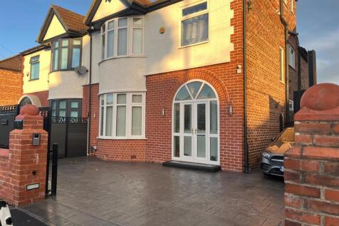 WhatsApp Image 2025-12-15 at 13.18.37.jpeg