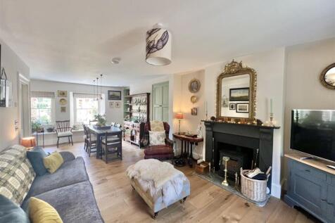 Reception Room: