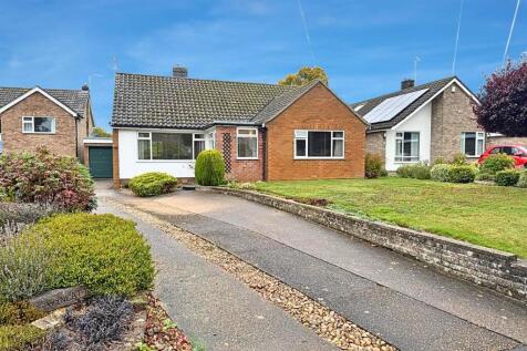Front Garden and Driveway
