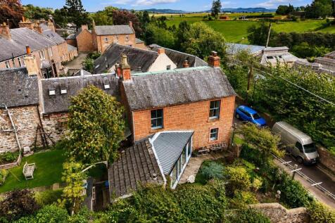 18 Bellies Brae Kirriemuir-29.jpg