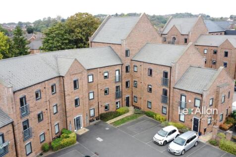Argyle Close Wordsley 2.jpg