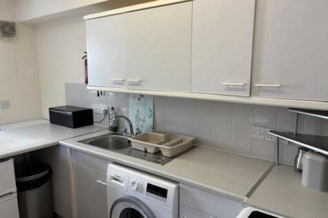 Lambourn Drive,Shrewsbury,SY3 photo 4