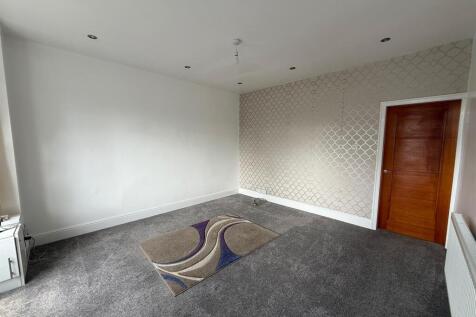 Lounge 1.jpeg