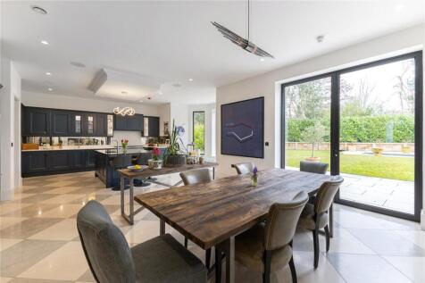 Kitchen/Dining