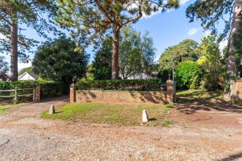 8 Heather Lane-049.jpg