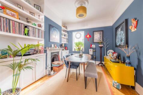 18 Newtown Road-10.jpg