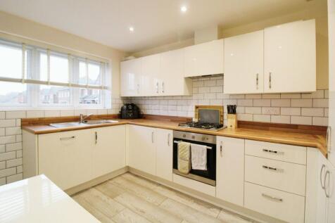 Epsom Close, Castleford, West Yorkshire, WF10 photo 4