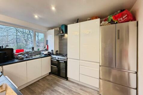 Ladybarn Crescent, Manchester, Greater Manchester, M14 photo 4