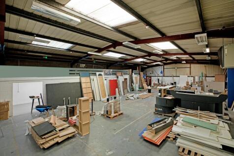 Light Industrial to rent Image 11