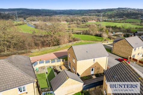 102842_7 Priestley Crescent-11 - Copy_low.jpg