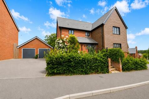 40 Red Clover Road - Front Shot.jpg
