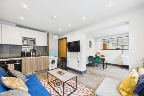 CAM03519G0-PR0373...