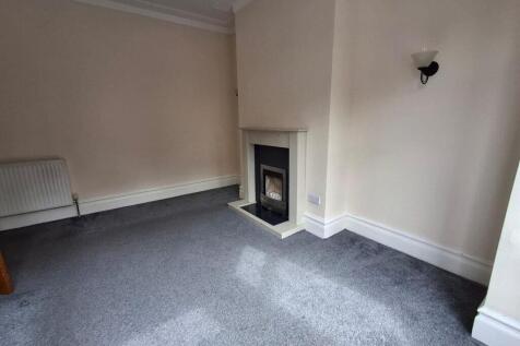 Hill Top Mount, Leeds, LS8 photo 3