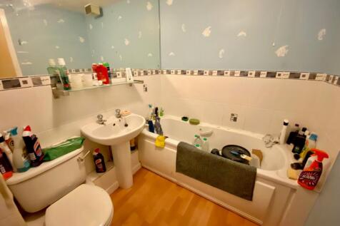 29 Henry Bird Way, NN4 photo 4