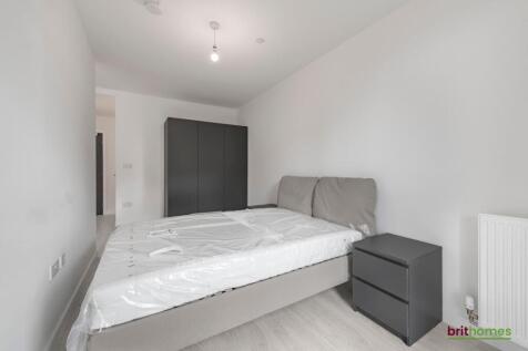 Caturra Court, Cranton Avenue, Hayes, Hillingdon photo 5