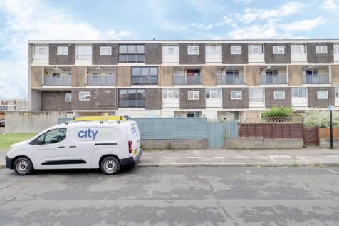 Rainham, RM13 - property photo