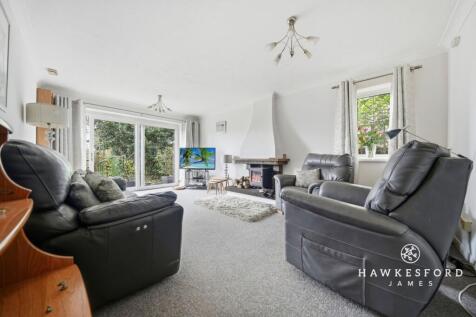 Chestnut Wood Lane, Borden - Living room