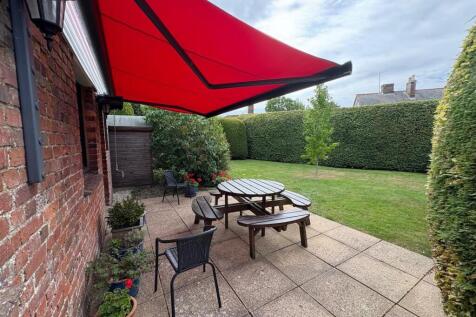 Readers Cottage - External.JPG