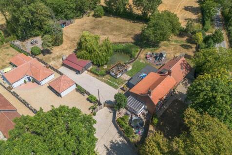 RedHouseFarm-002.jpg