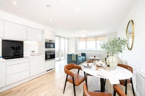 Reception/Kitchen