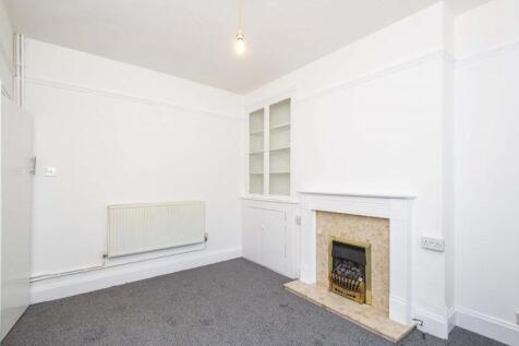Brodrick Grove, London, SE2 photo 4