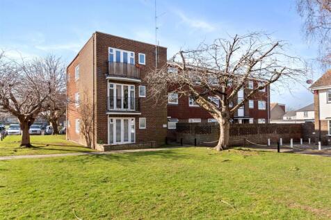 Worthing, BN11 - property photo