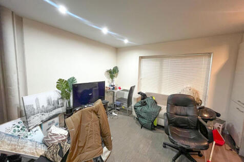 trinity384747PHOTO-2025-12-17-17-01-40(1)_edite...