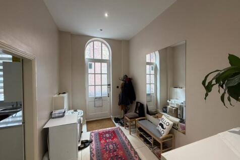 Harston Drive, Enfield photo 3