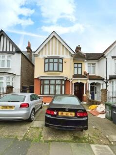 Bellingham Road London SE6 photo 4