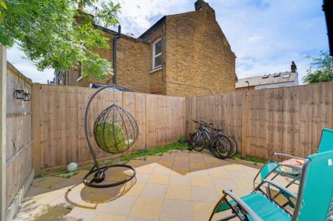 8 Cambridge Garden.jpg