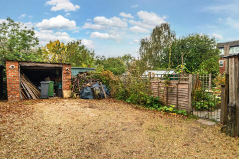 1364852-3-68eccaa...