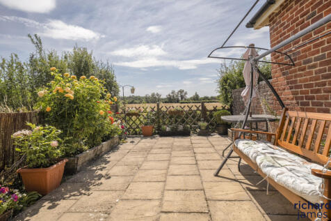 a16e51e61fdd4fc3b4aef8519d781363